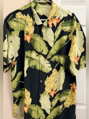 Tommy Bahama 100% Silk Multicolored Men’s L Short Sleeve Button Up Shirt